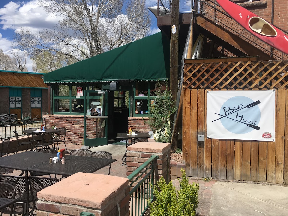 Boathouse Cantina